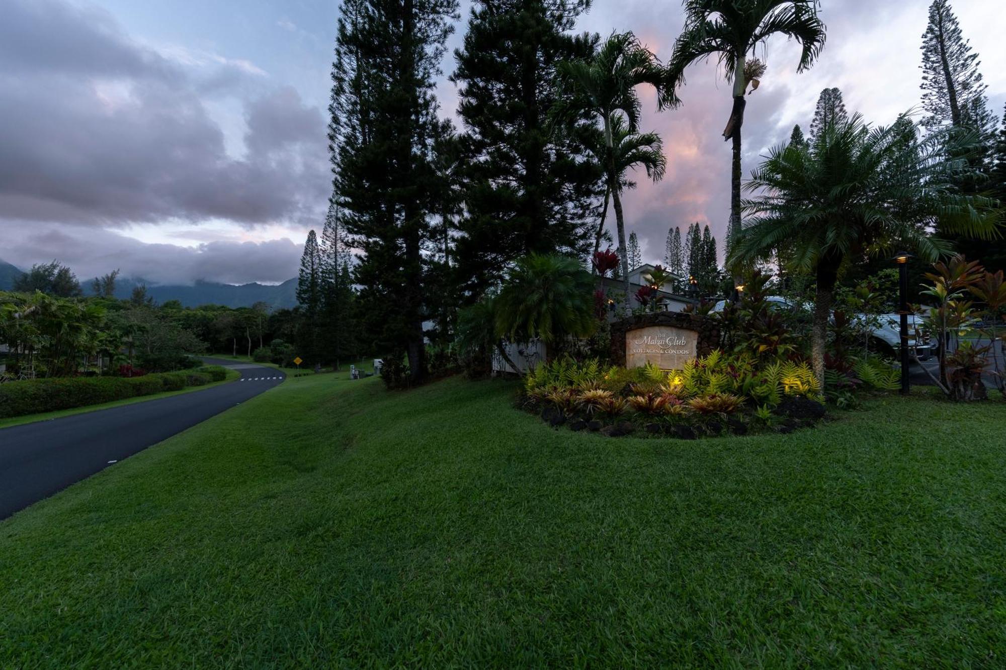 Makai Club Resort Princeville Exterior photo