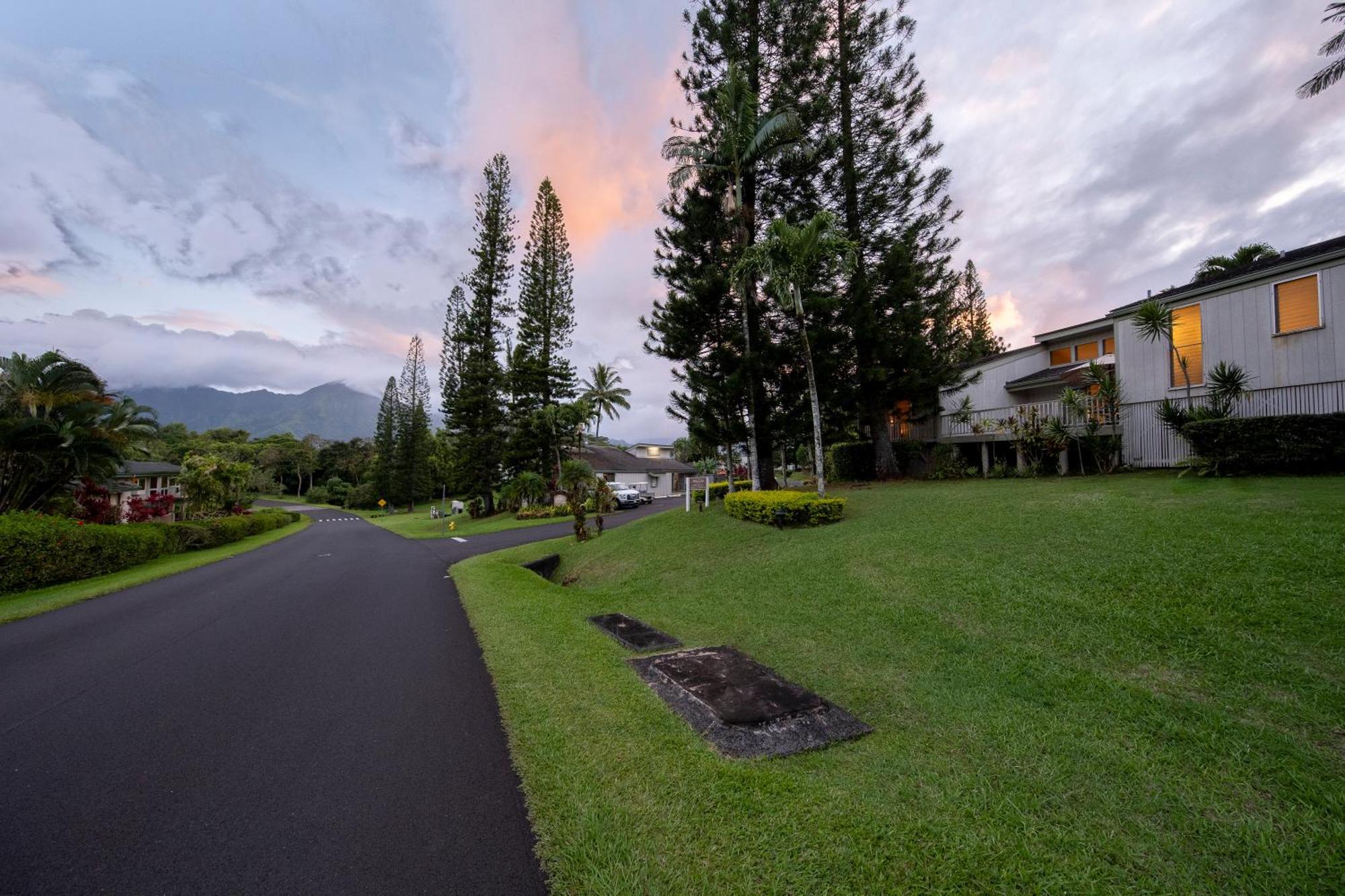 Makai Club Resort Princeville Exterior photo